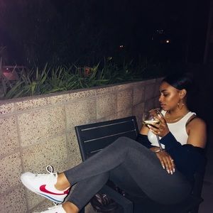 Meet your Posher, Justice